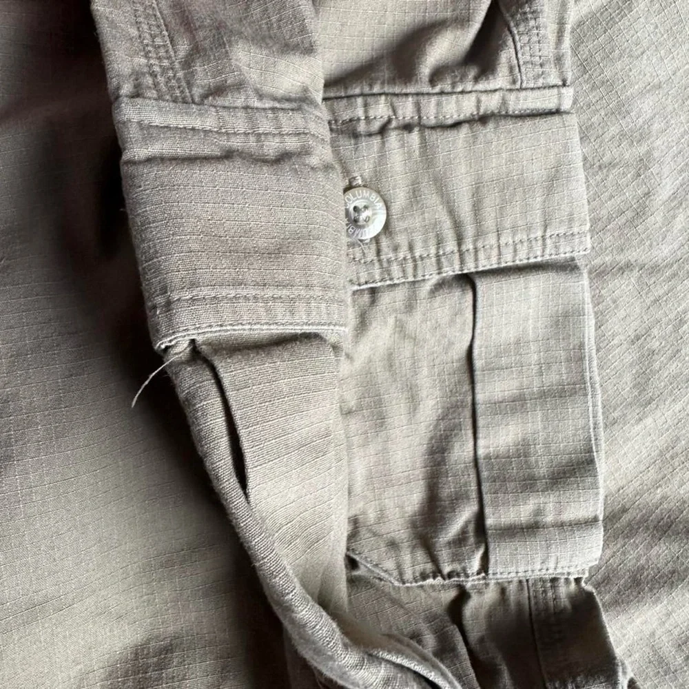 Green Columbia Women’s Cargo Ripstop Pants - Picture 5 of 8